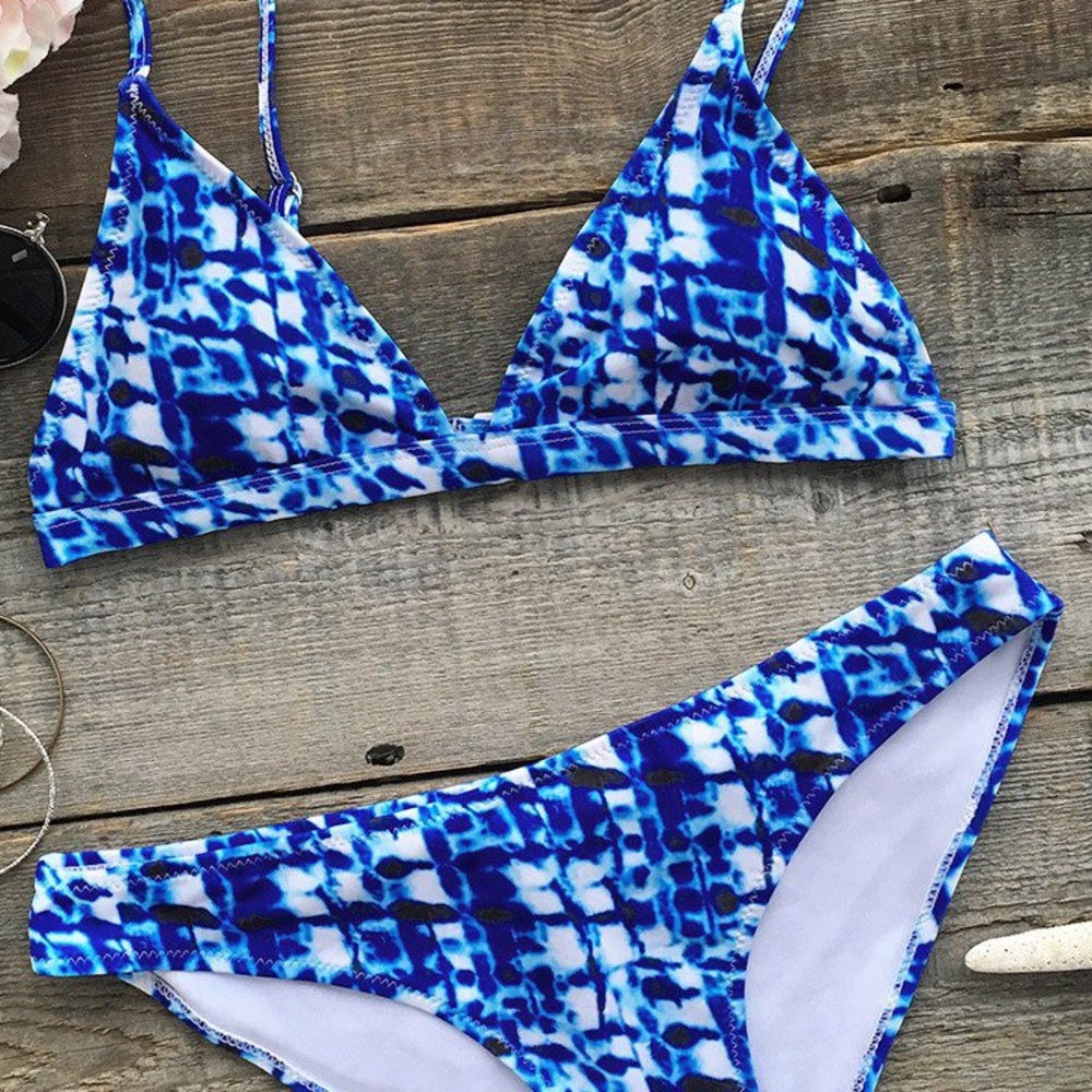 Cupshe Deep Blue Ocean Bikini Set - Picture 2 of 2